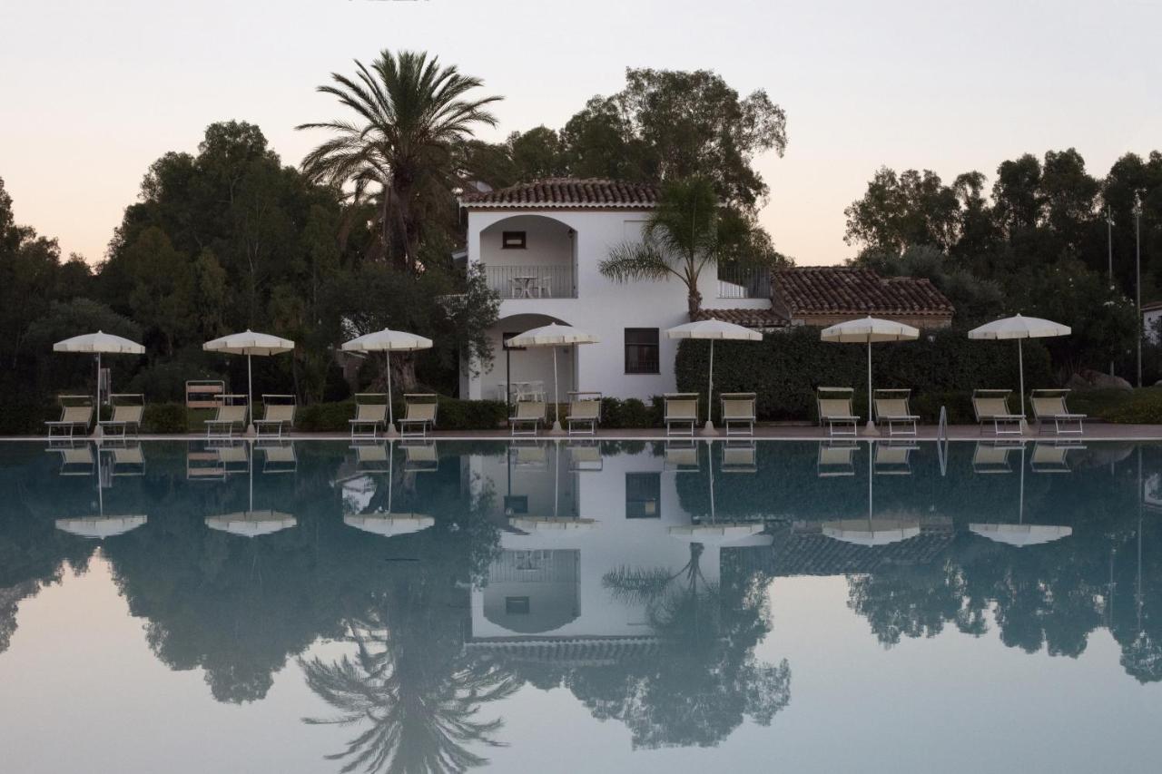 Marina Torre Navarrese Resort Santa Maria Navarrese Eksteriør billede